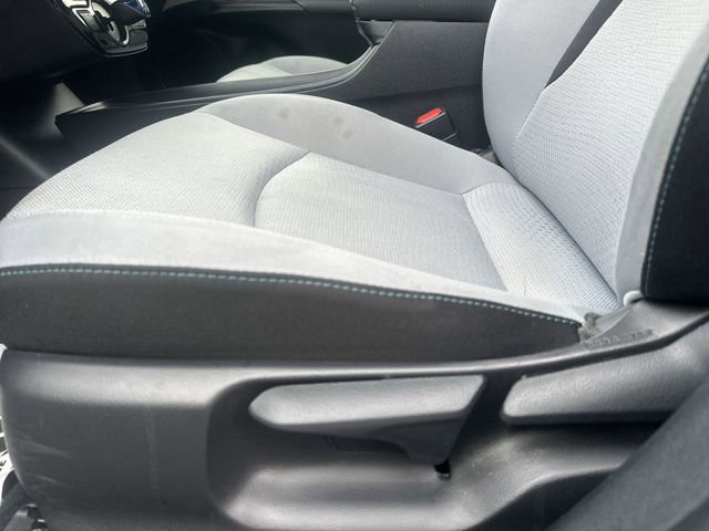 Certified 2021 Toyota Prius LE image 15