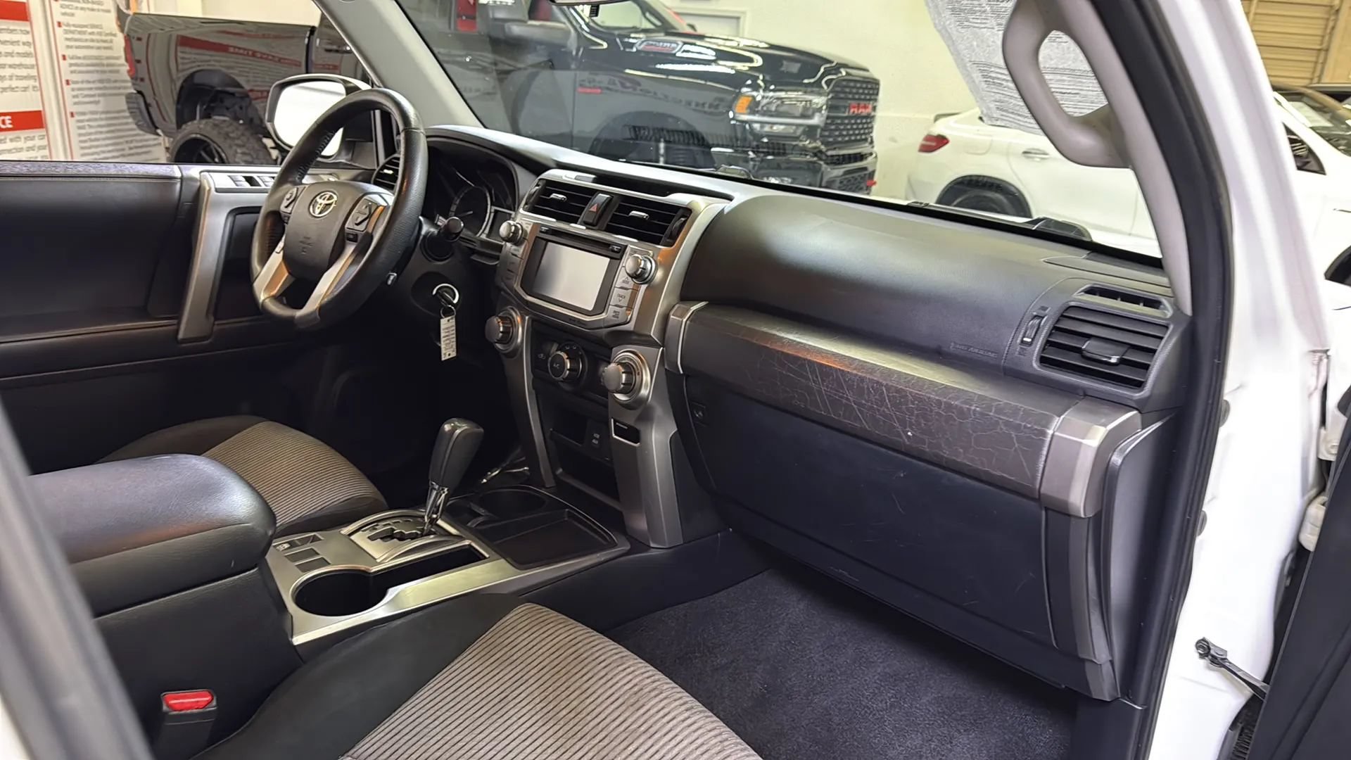 Used 2018 Toyota 4Runner SR5 RWD image 18