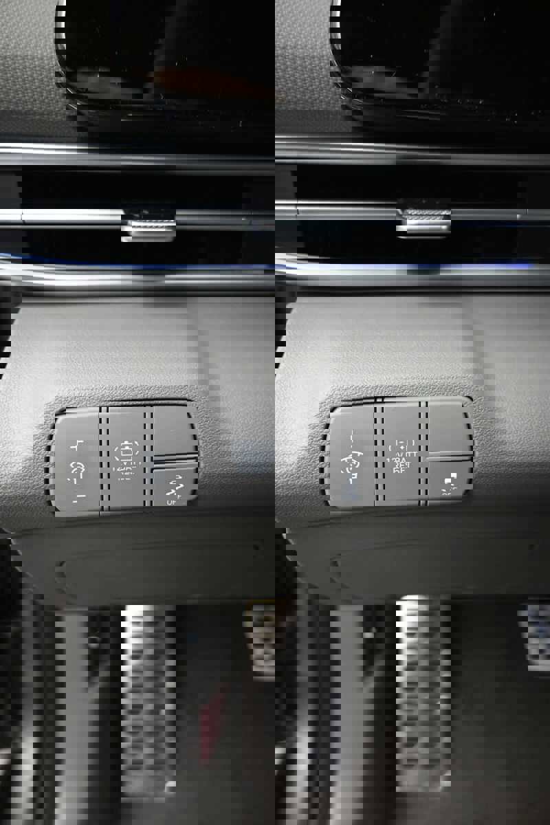 New 2026 Hyundai Elantra Sport image 20