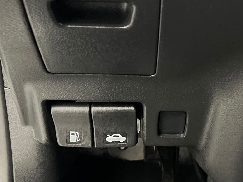 Used 2024 Nissan Murano SV AWD/4WD image 41