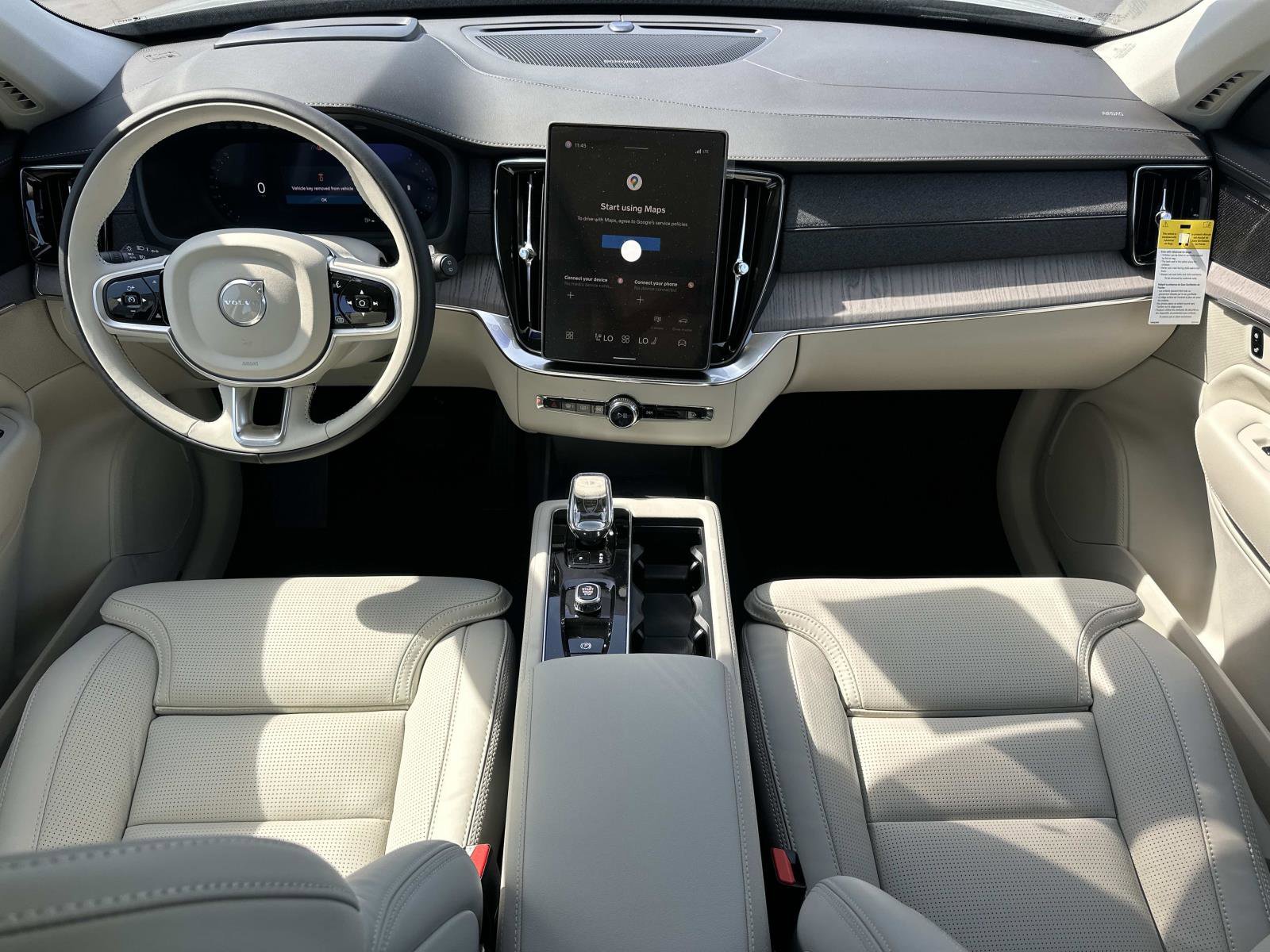 New 2026 Volvo XC90 B6 Ultra w/ Protection Package AWD/4WD image 7