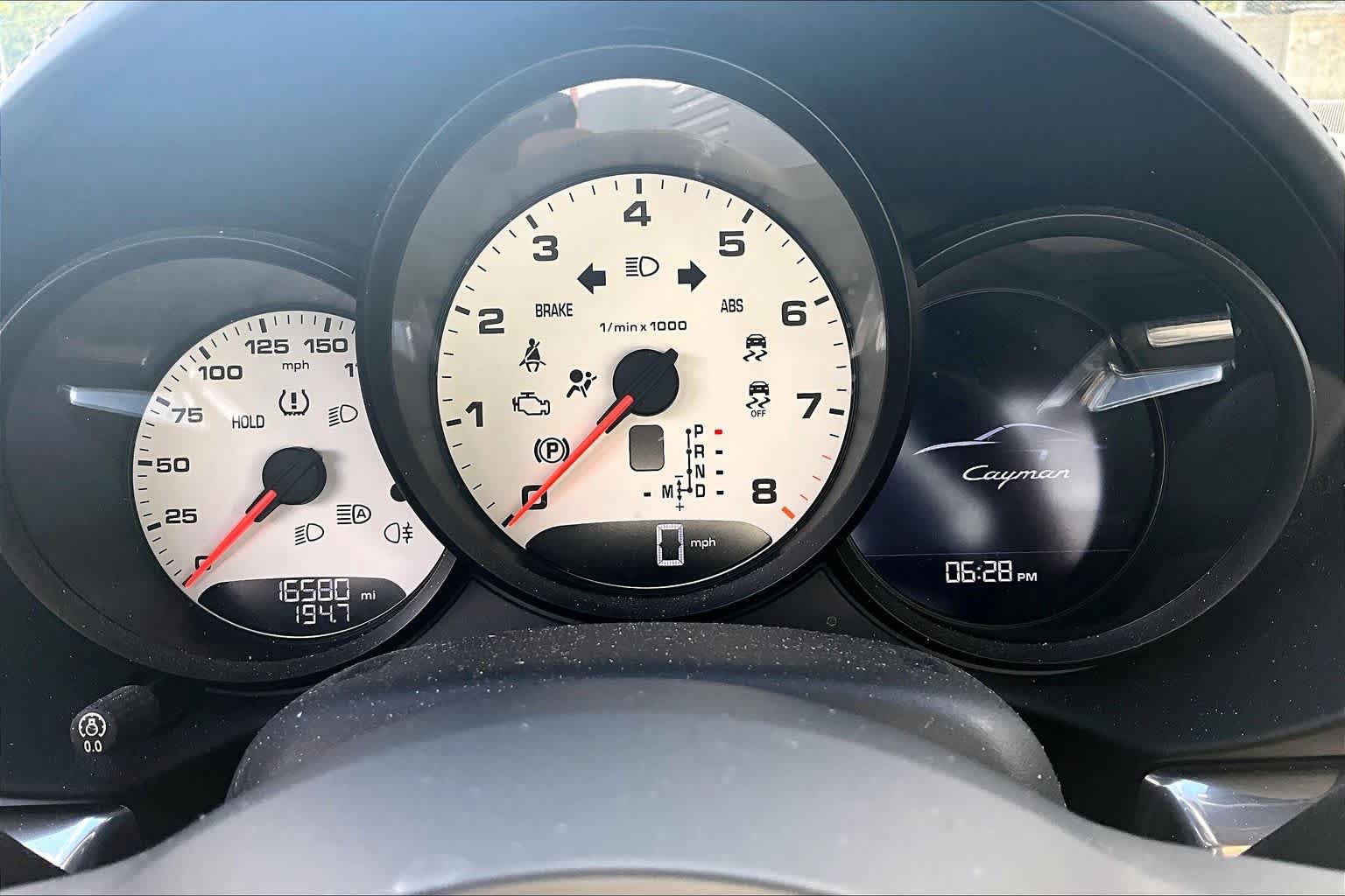 Used 2019 Porsche 718 Cayman RWD image 22