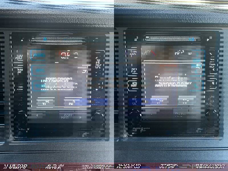 Used 2015 Toyota Sienna SE w/ SE Preferred Package FWD image 40