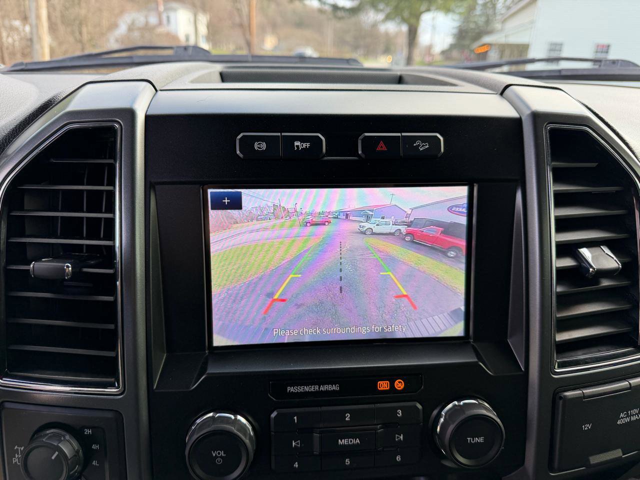 Used 2021 Ford F250 XLT w/ XLT Premium Package AWD/4WD image 33