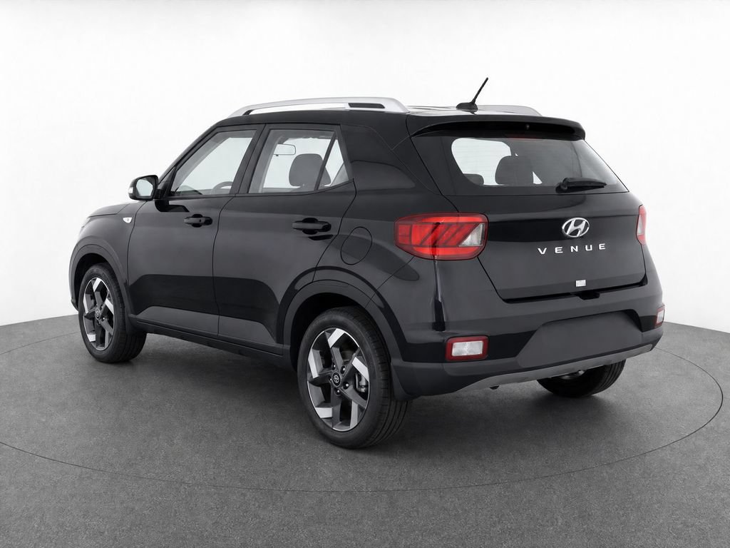 New 2026 Hyundai Venue SEL FWD image 3