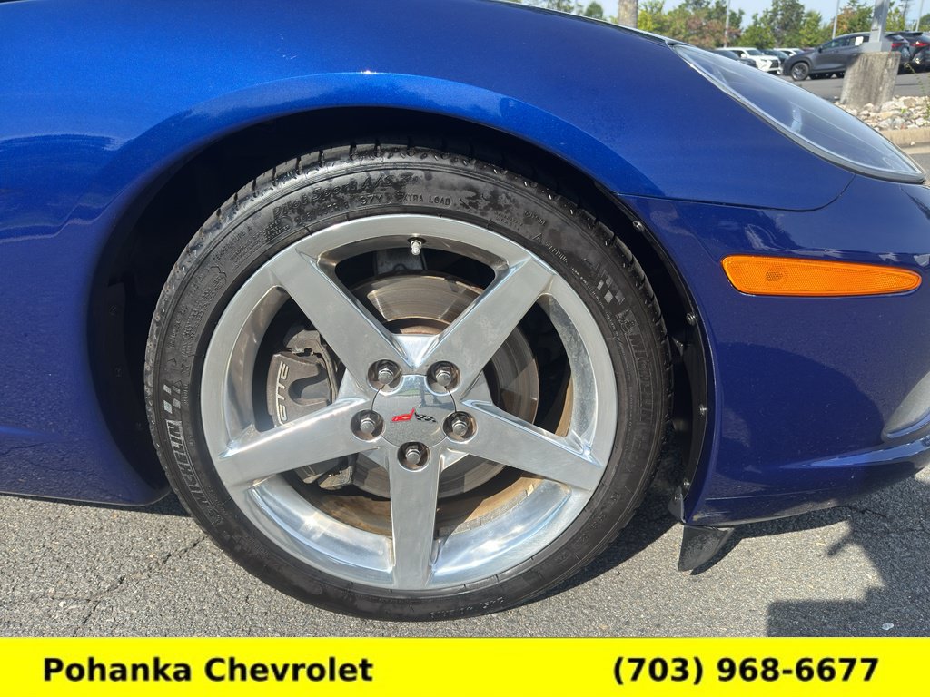 Used 2006 Chevrolet Corvette Coupe w/ Preferred Equipment Group RWD image 27