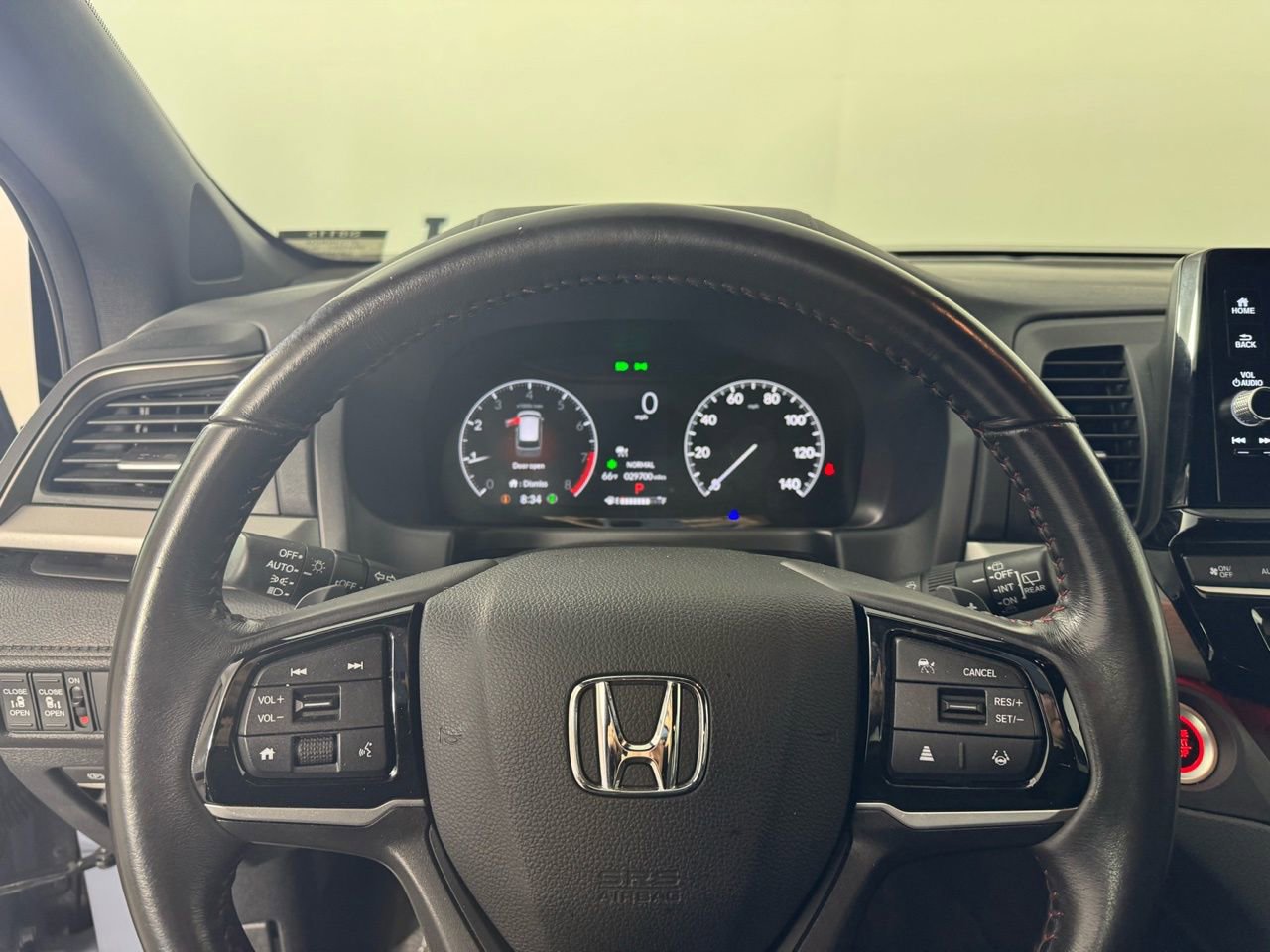 Used 2025 Honda Odyssey Sport-L image 22