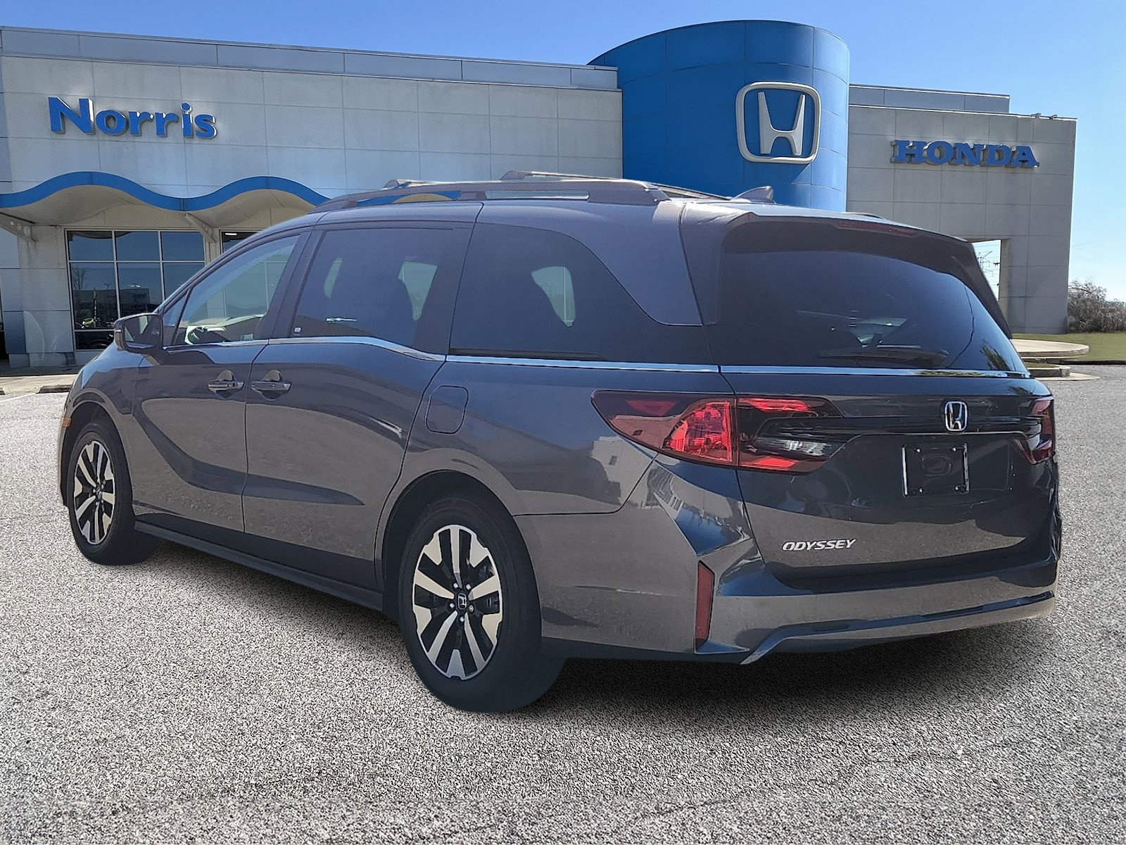 New 2026 Honda Odyssey EX-L image 3