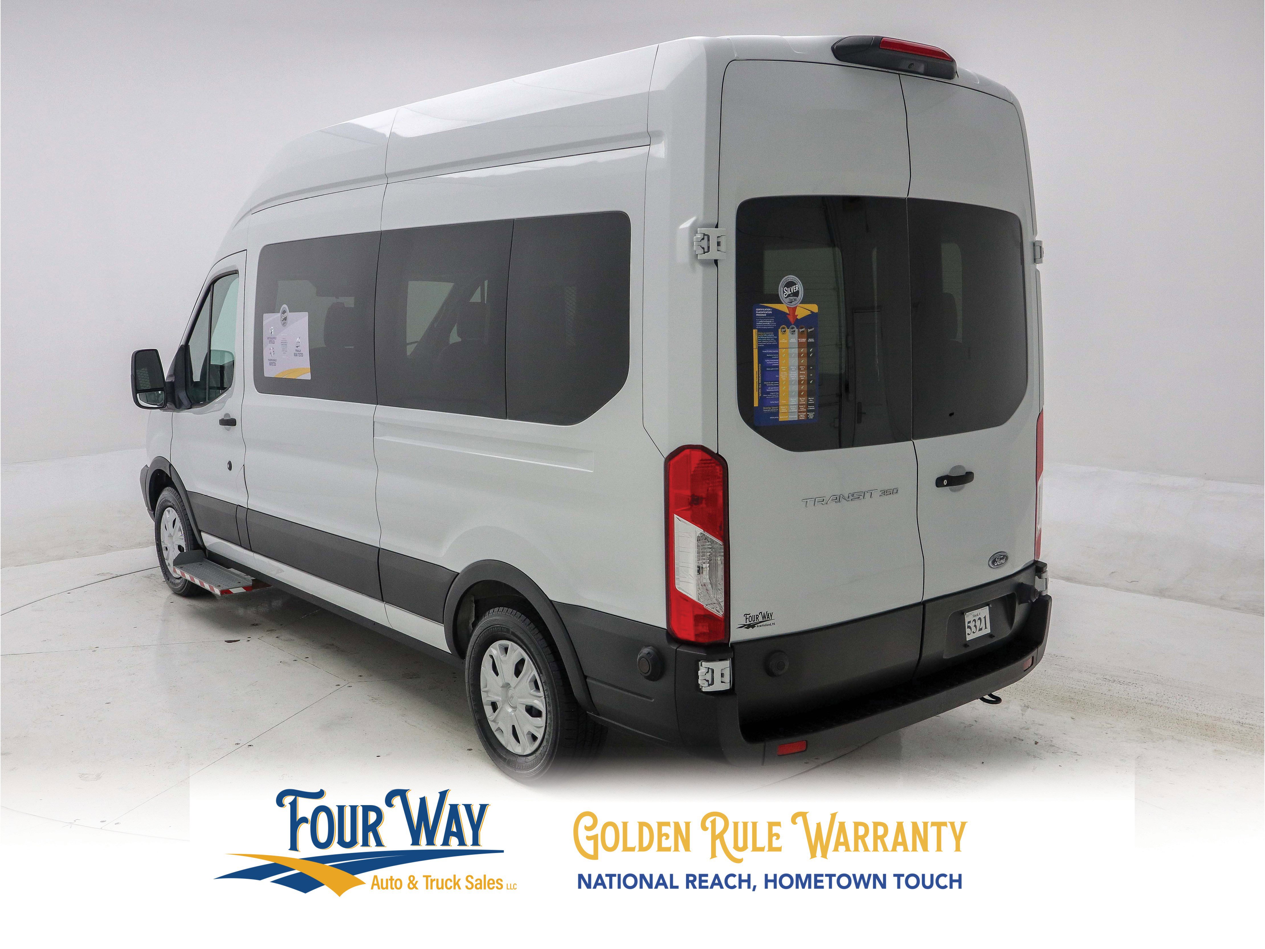 Used 2019 Ford Transit 350 XL image 7
