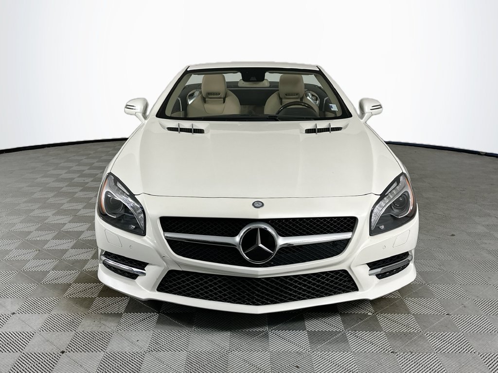 Used 2015 Mercedes-Benz SL 400 image 2