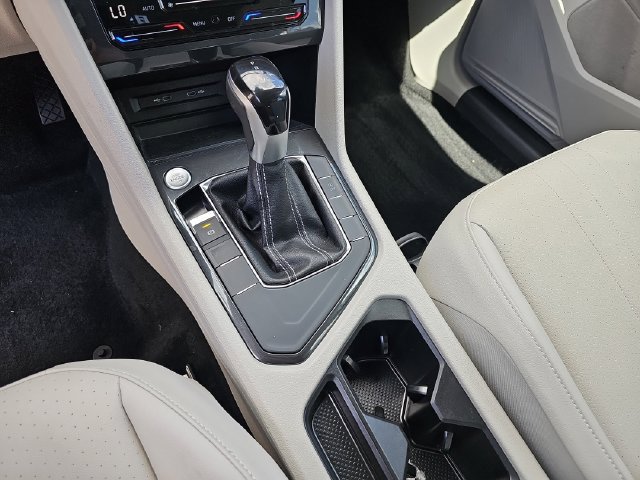 Used 2023 Volkswagen Tiguan SE FWD image 31
