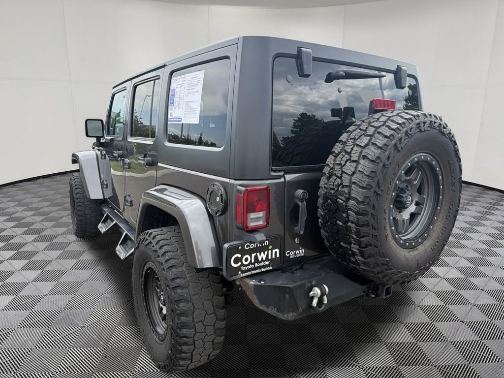 Used 2016 Jeep Wrangler Unlimited Sahara w/ Connectivity Group AWD/4WD image 4
