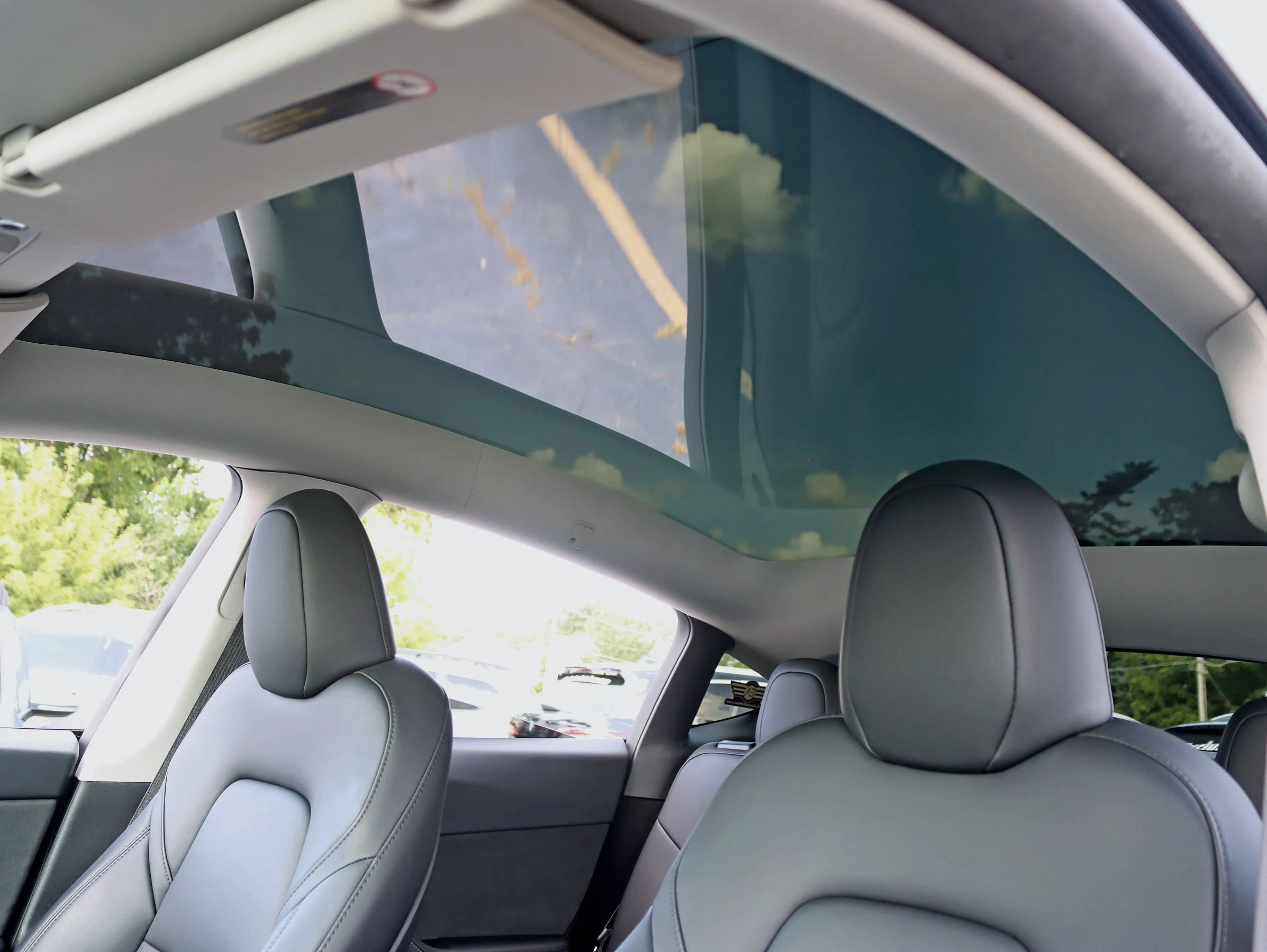 Used 2023 Tesla Model Y Long Range AWD/4WD image 32