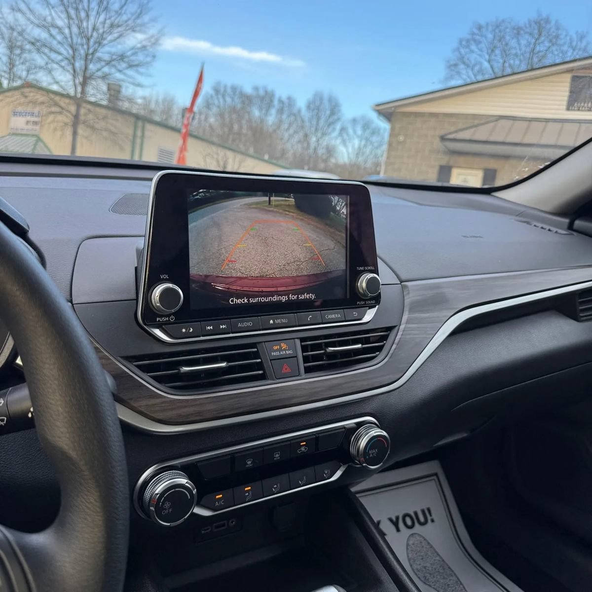 Used 2025 Nissan Altima 2.5 SV FWD image 16