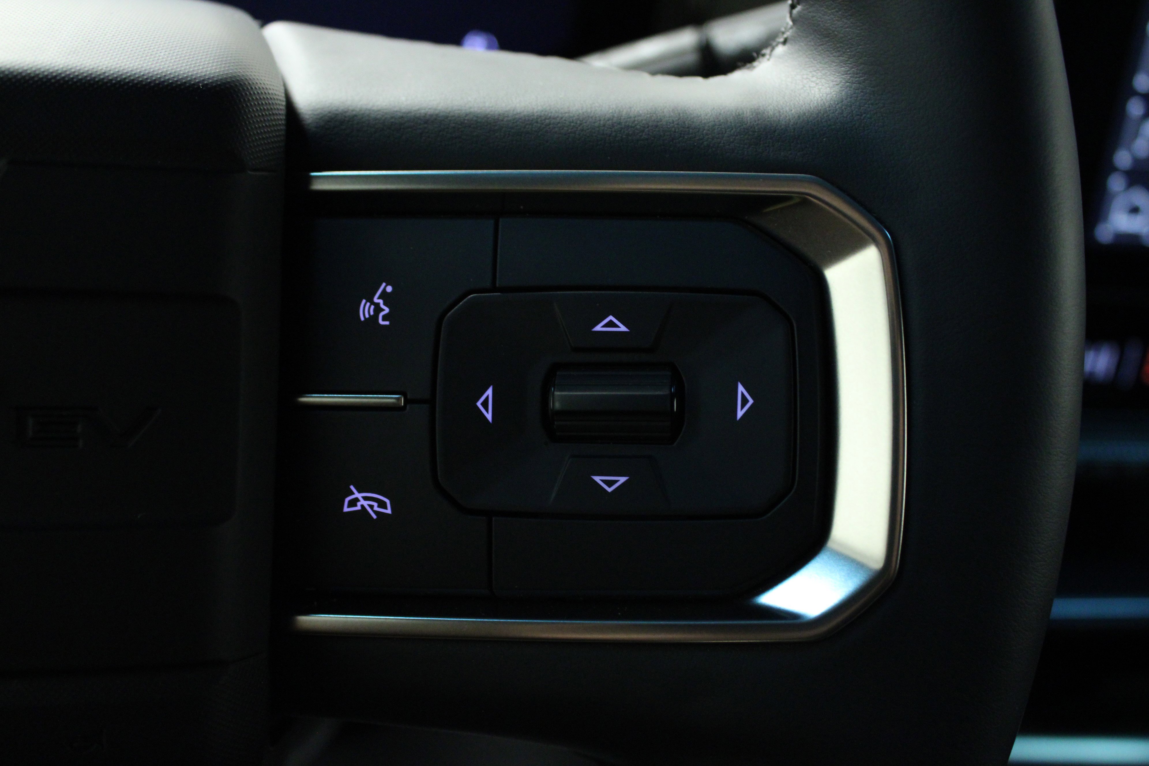 Used 2025 GMC Hummer EV 3X w/ LPO, Sport Package image 21