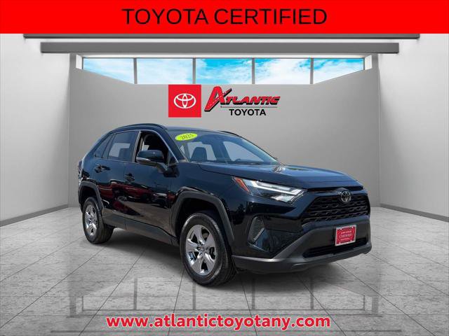 Certified 2025 Toyota RAV4 XLE AWD/4WD image 1