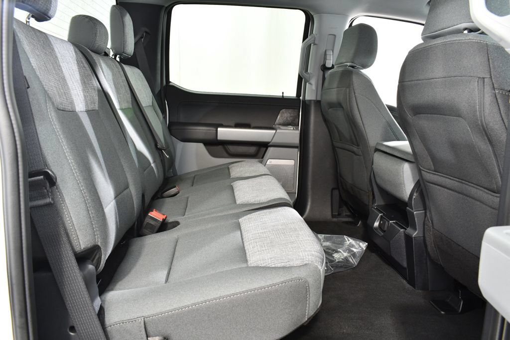 New 2026 Ford F350 XLT w/ XLT Premium Package AWD/4WD image 19