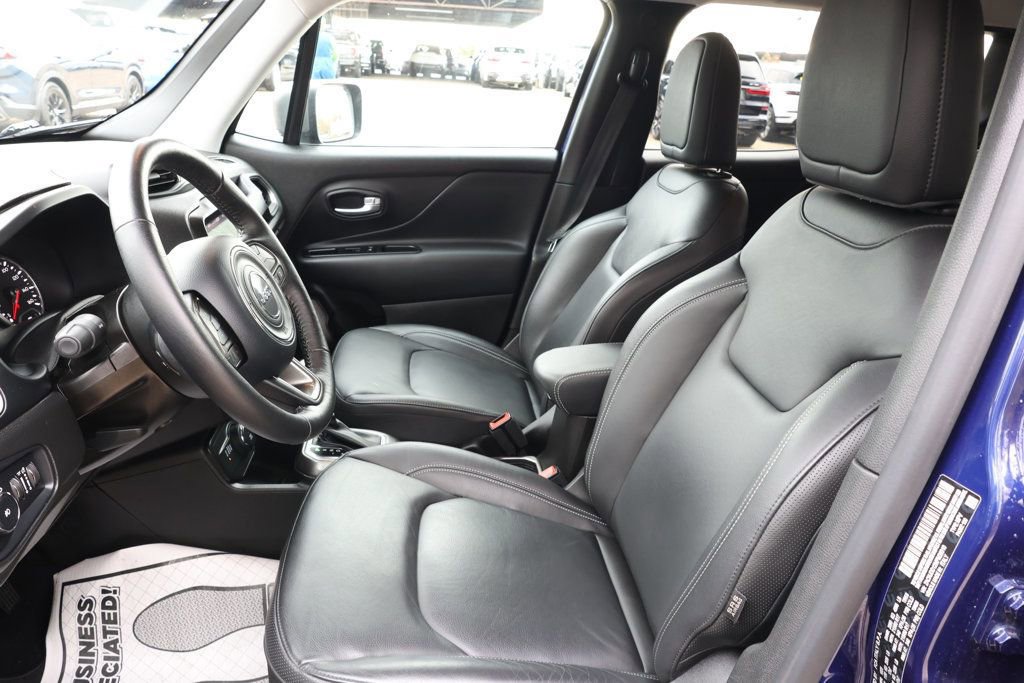 Used 2021 Jeep Renegade Limited w/ Luxury Group II image 20