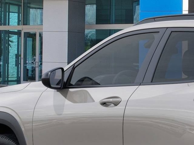 New 2026 Chevrolet Trax RS w/ Sunroof Package FWD image 13