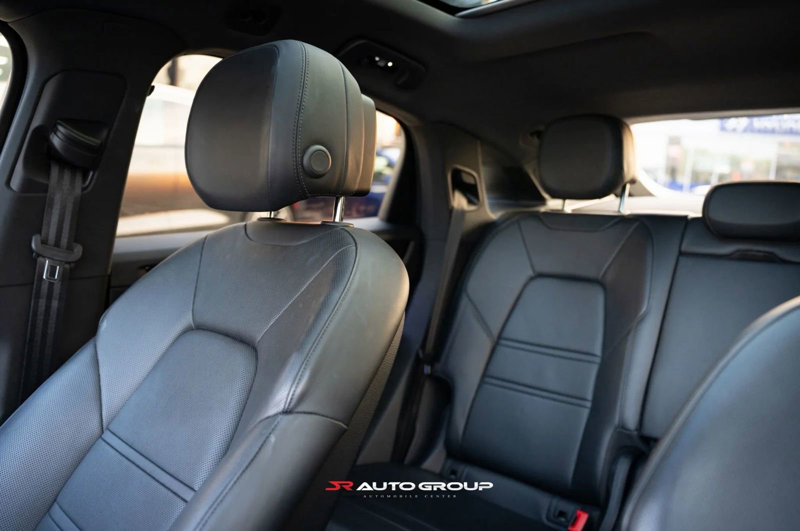 Used 2021 Porsche Cayenne Coupe image 18