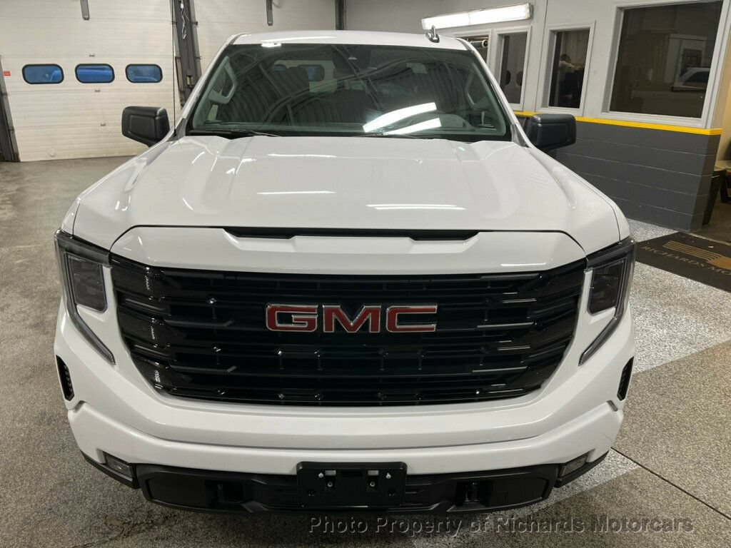 Used 2025 GMC Sierra 1500 Elevation AWD/4WD image 13