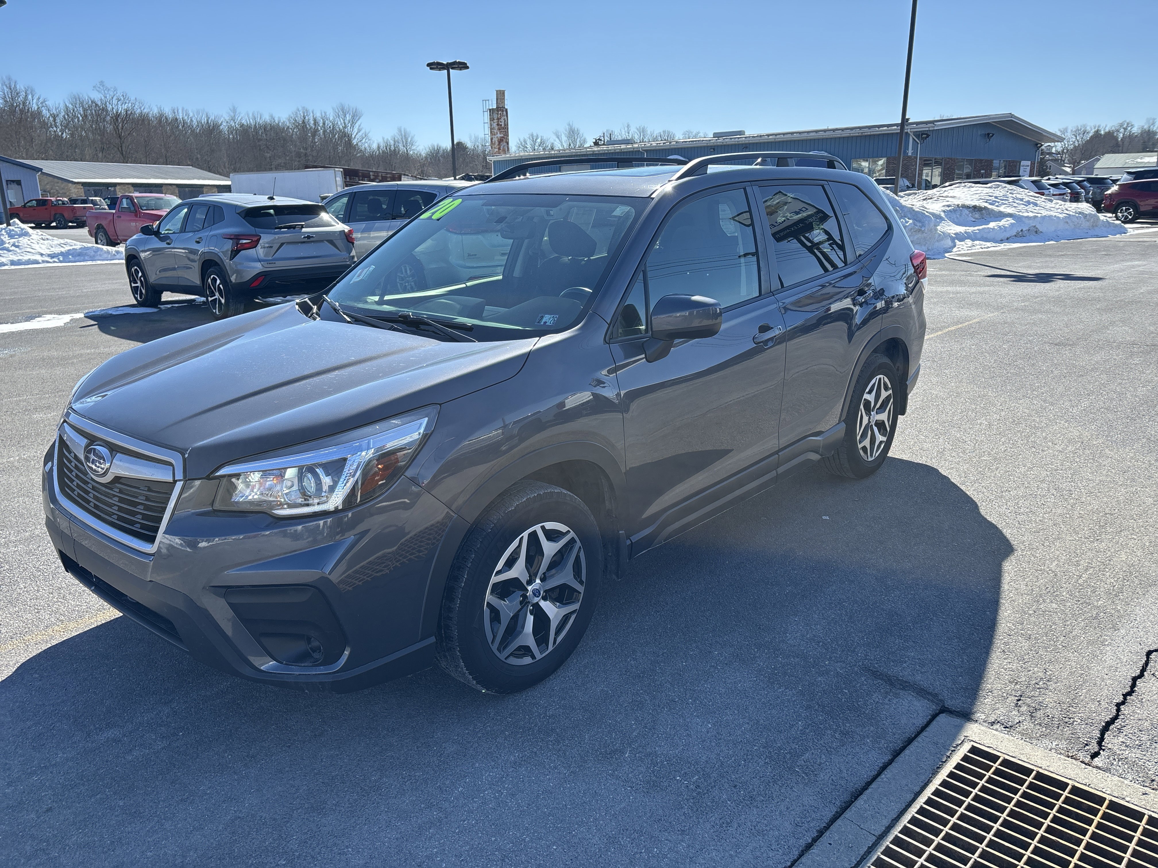 Used 2020 Subaru Forester Premium image 8