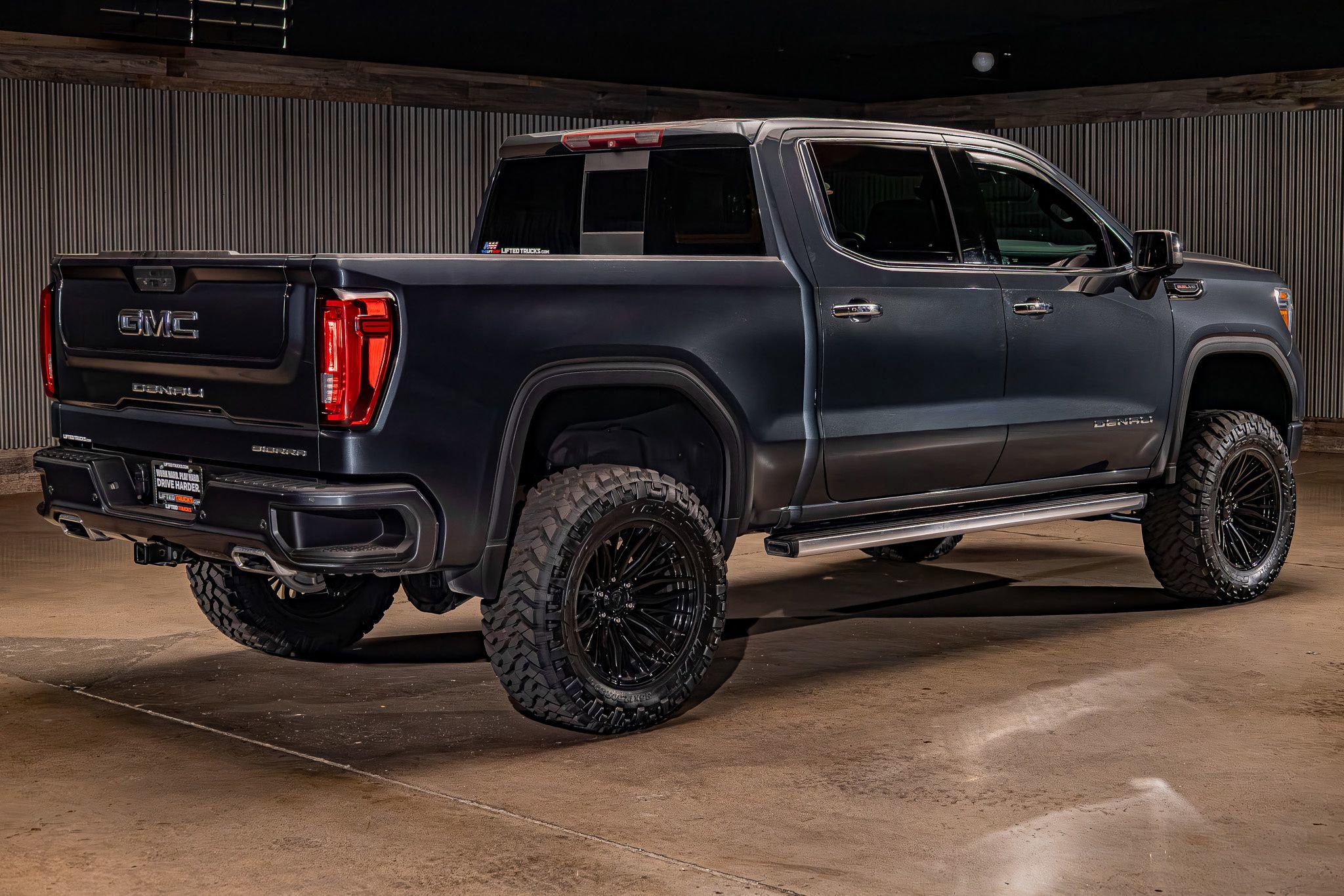Used 2019 GMC Sierra 1500 Denali w/ Denali Ultimate Package AWD/4WD image 10