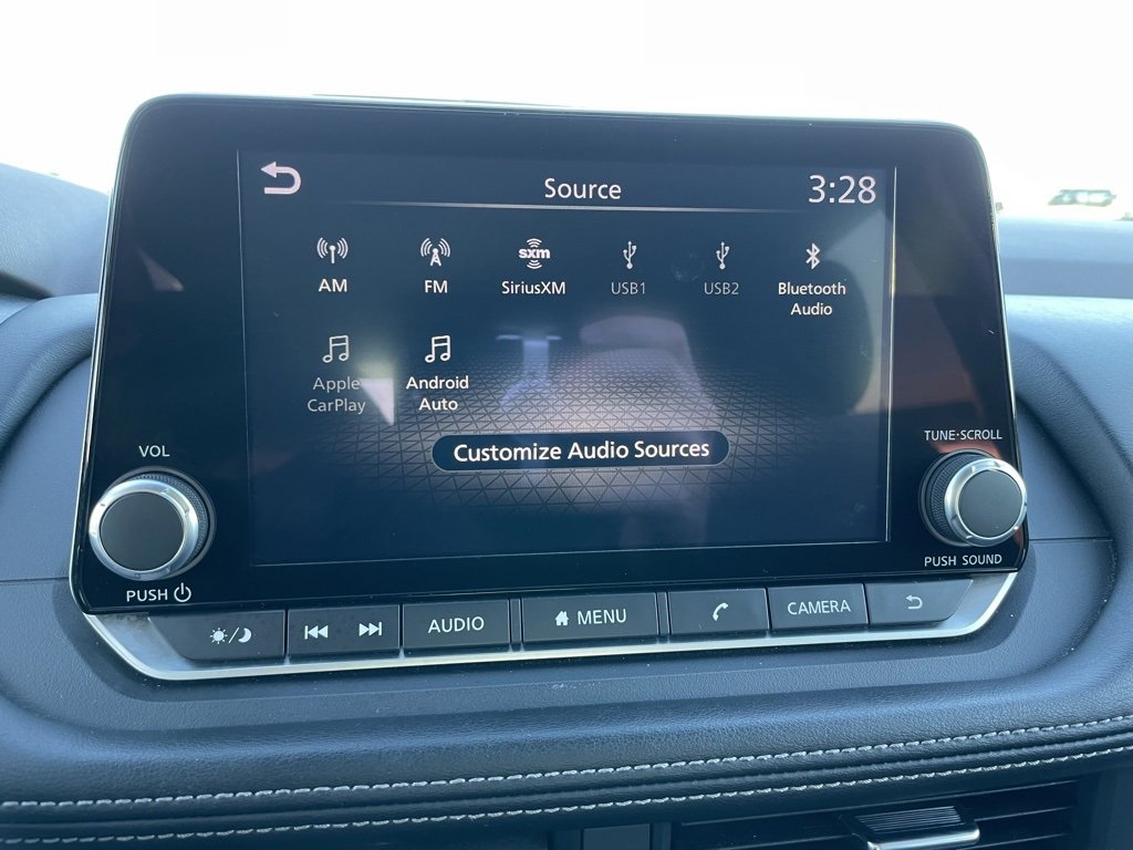 Used 2023 Nissan Rogue SV image 16