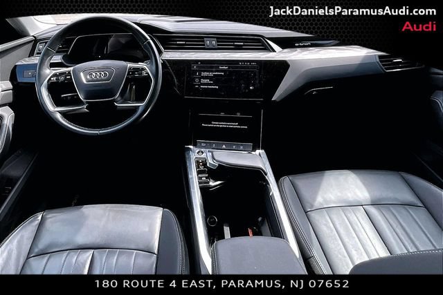 Used 2024 Audi Q8 e-tron Premium AWD/4WD image 12