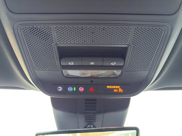 New 2026 Chevrolet Traverse LT w/ Sun and Wheel Package image 27