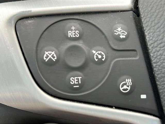 Used 2022 GMC Terrain SLT w/ Infotainment Package II FWD image 11