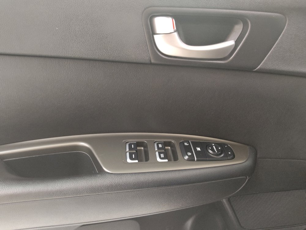 Used 2020 Kia Optima SE FWD image 27