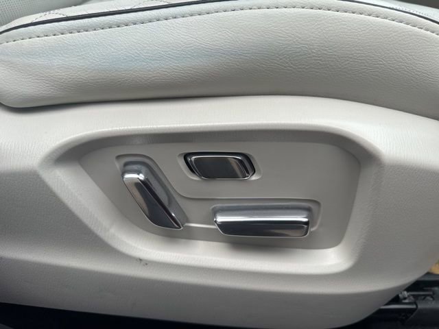 Used 2023 MAZDA CX-9 Signature image 32