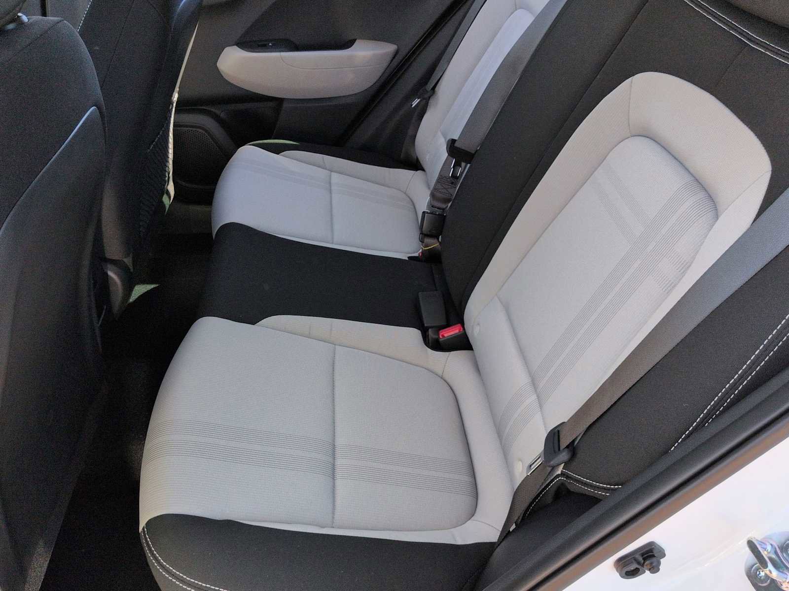 Certified 2026 Hyundai Venue SEL image 19