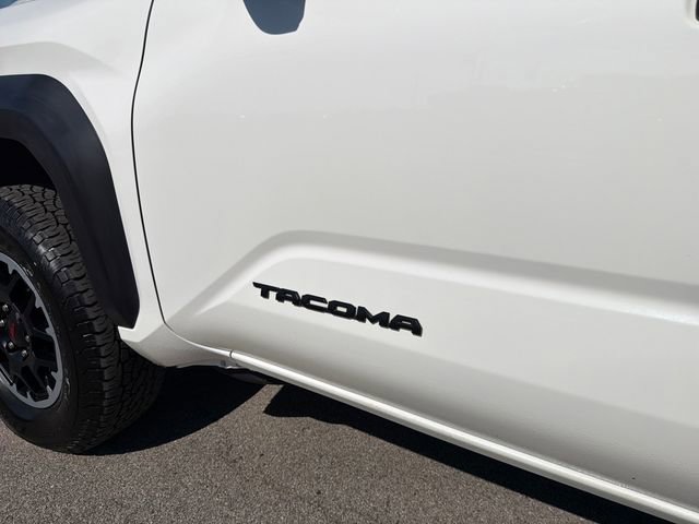 Used 2024 Toyota Tacoma TRD Off-Road image 38