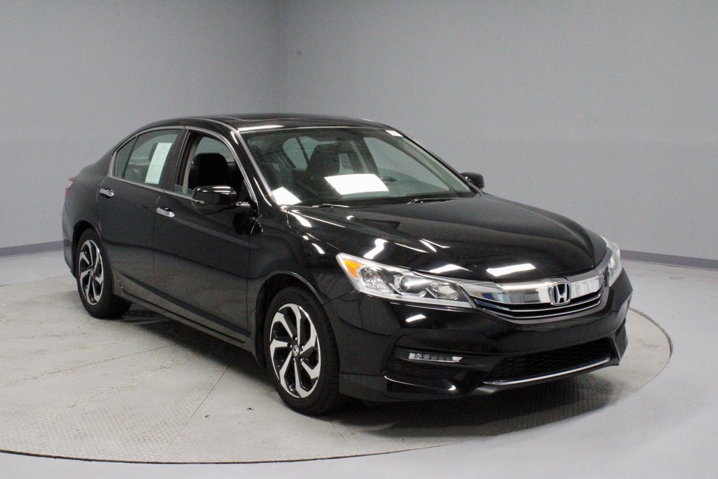 Used 2017 Honda Accord EX
