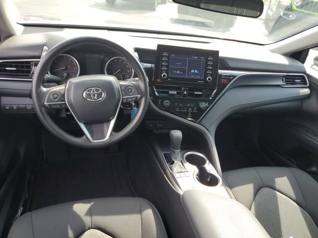 Used 2024 Toyota Camry LE image 9