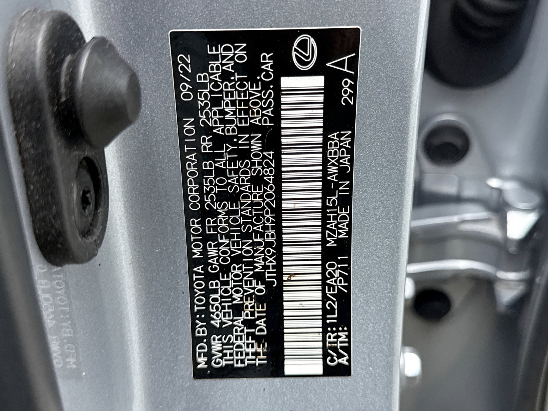 Used 2023 Lexus UX 250h AWD image 25