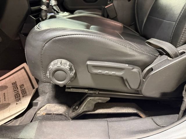 Used 2020 Jeep Gladiator Overland AWD/4WD image 11