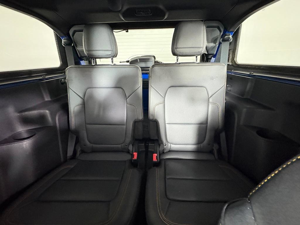 Used 2022 Ford Bronco Badlands AWD/4WD image 6