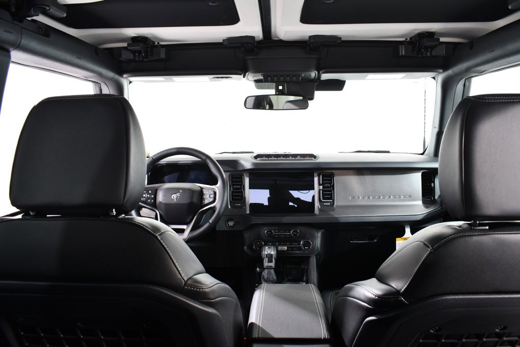 New 2025 Ford Bronco Badlands image 17