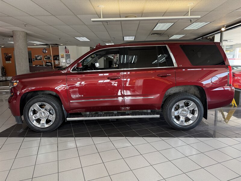 Used 2019 Chevrolet Tahoe LT w/ LT Signature Package AWD/4WD image 2