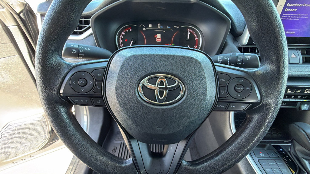 Certified 2025 Toyota RAV4 XLE AWD/4WD image 18