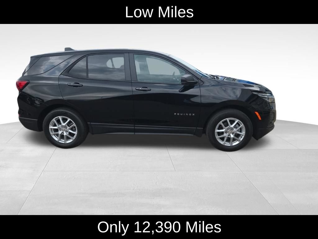 Used 2024 Chevrolet Equinox LS w/ LS Convenience Package FWD video 2