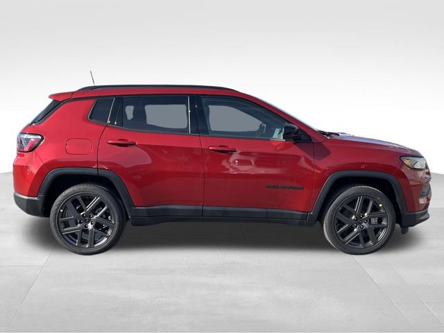 New 2026 Jeep Compass Latitude image 8