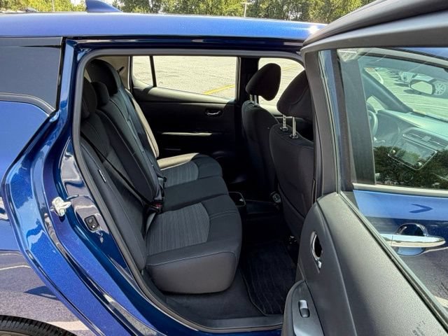 Used 2025 Nissan Leaf S FWD image 28