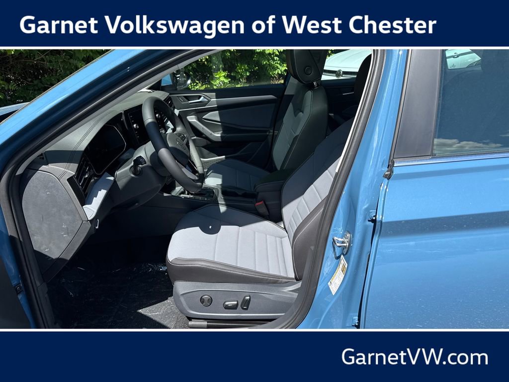 New 2026 Volkswagen Jetta SE FWD image 17