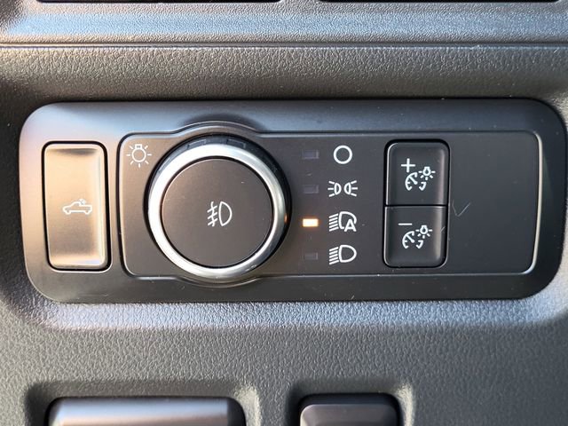 Used 2022 Ford F150 Lariat w/ Equipment Group 502A High AWD/4WD image 9