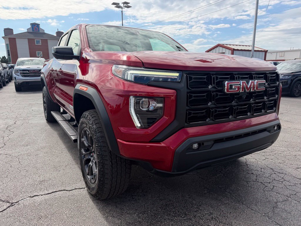 Used 2025 GMC Canyon Elevation w/ Convenience Package AWD/4WD image 5