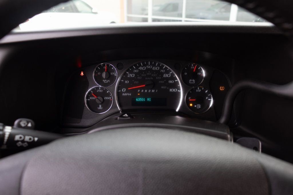 Used 2021 Chevrolet Express 2500 w/ Driver Convenience Package image 27